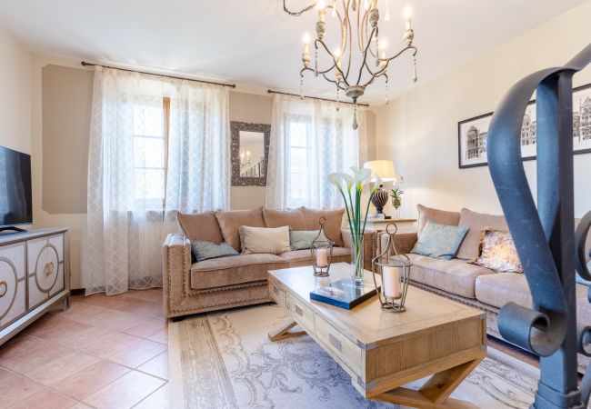 Villa en Lucca - Nonna Bianca, a Genuine Farmhouse in Sant'Alessio, Lucca Villa en Lucca - Nonna Bianca, a Genuine Farmhouse in Sant'Alessio, Lucca