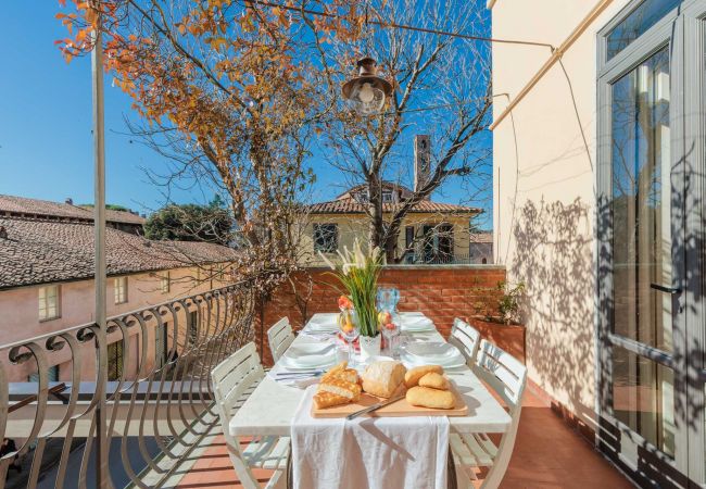 Apartamento en Lucca - Simple Convenient 3 bedrooms apartment + parking