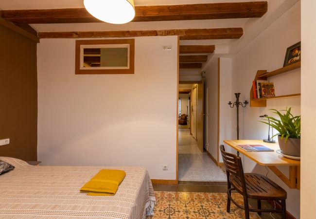 Apartamento en Barcelona - TERRAZA PRIVADA, 4 dormiorios, 2 baños Apartamento en Barcelona - TERRAZA PRIVADA, 4 dormiorios, 2 baños