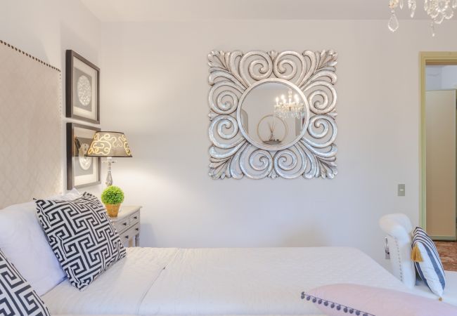 Villa en Monte San quirico - Villa Cesare, a Convenient 4 bedroom Villa with Pool close to Lucca Town Villa en Monte San quirico - Villa Cesare, a Convenient 4 bedroom Villa with Pool close to Lucca Town