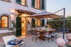 Villa en Monte San quirico - Villa Cesare, a Convenient 4 bedroom Villa with Pool close to Lucca Town