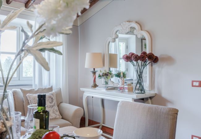 Apartamento en Monte San quirico - Anna Farmhouse Apartment in Wine Resort in Lucca Apartamento en Monte San quirico - Anna Farmhouse Apartment in Wine Resort in Lucca