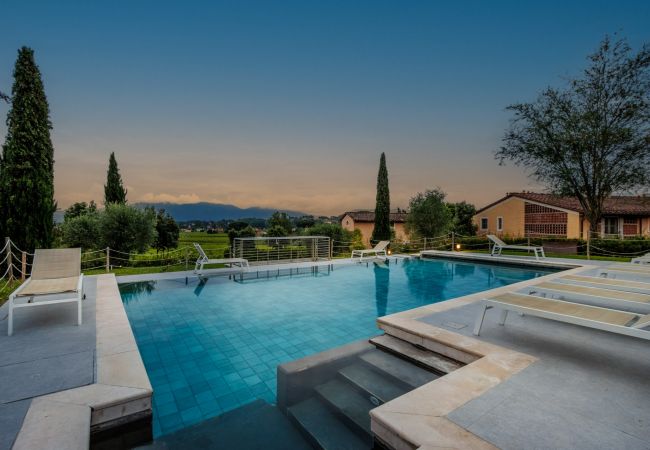 Apartamento en Monte San quirico - Anna Farmhouse Apartment in Wine Resort in Lucca
