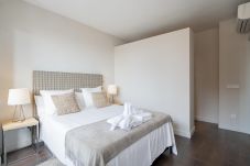 Apartamento en Madrid - Apartamento Chamartín Garaje&Piscina&Gimnasio PXII92