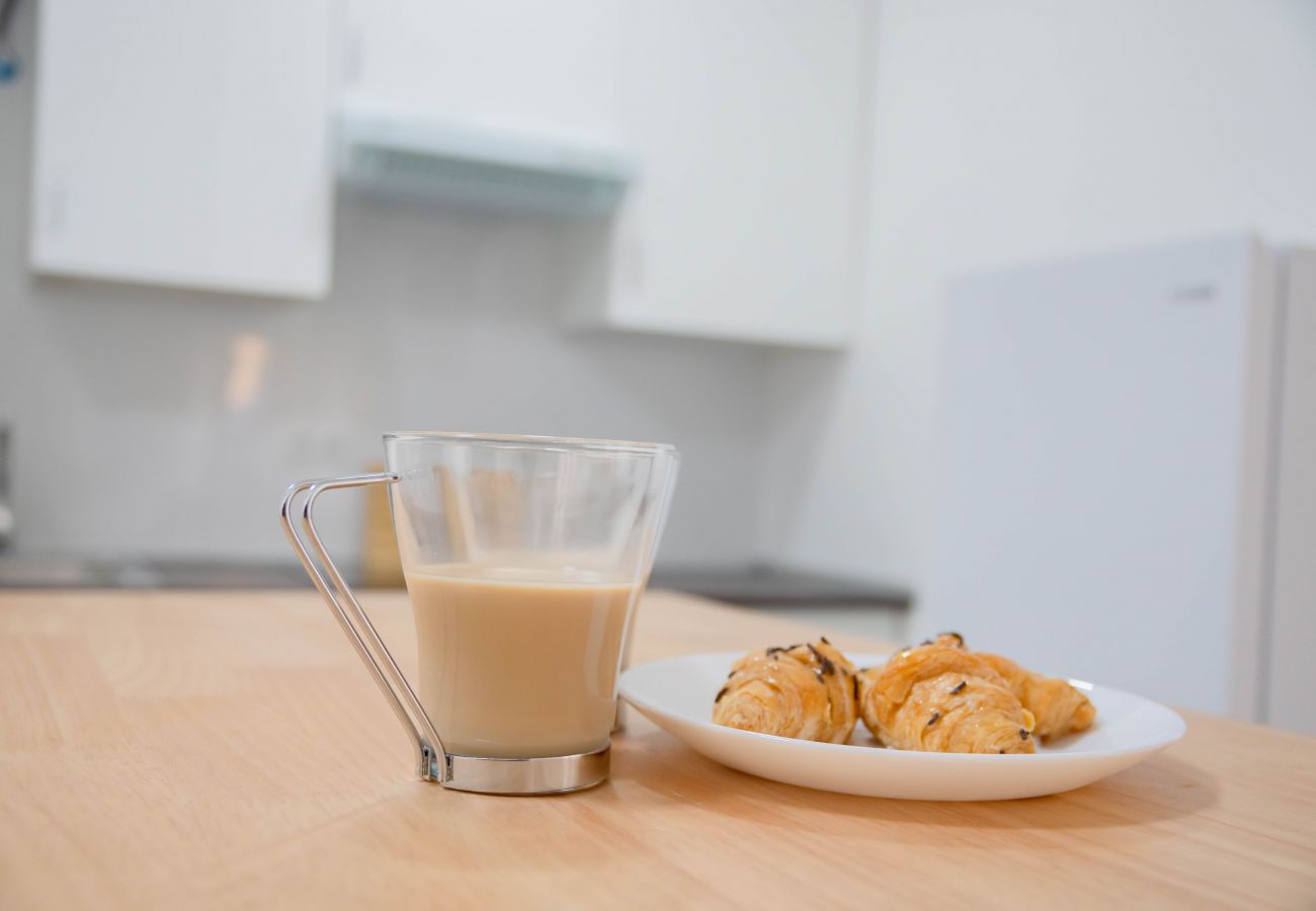 Estudio en Madrid - ESTUDIO-TETUAN  Estudio en Madrid - ESTUDIO-TETUAN