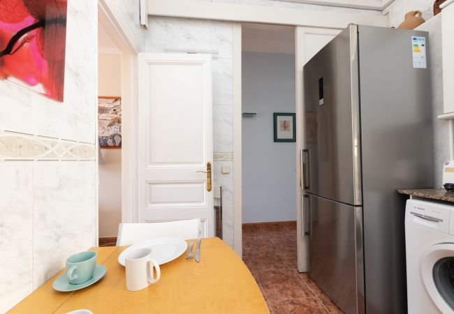 Apartamento en Barcelona - Piso modernista en el centro del Eixample Apartamento en Barcelona - Piso modernista en el centro del Eixample
