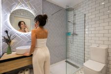 Apartamento en Valencia - The Sea Rooms XII | AC & WIFI | 15 min Playa