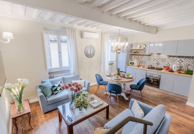 Apartamento en Lucca - 3 bedrooms Apartment by the Lucca Cathedral Apartamento en Lucca - 3 bedrooms Apartment by the Lucca Cathedral