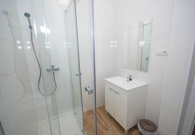 Apartamento en Madrid - Luminoso y amplio apartamento en Cuatro Caminos Madrid. Temporal  Apartamento en Madrid - Luminoso y amplio apartamento en Cuatro Caminos Madrid. Temporal