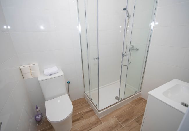 Apartamento en Madrid - Luminoso y amplio apartamento en Cuatro Caminos Madrid. Temporal  Apartamento en Madrid - Luminoso y amplio apartamento en Cuatro Caminos Madrid. Temporal