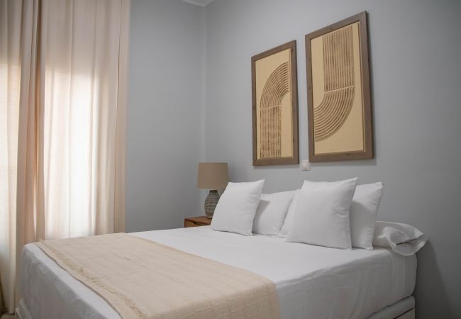 Apartamento en Madrid - Luminoso y amplio apartamento en Cuatro Caminos Madrid. Temporal  Apartamento en Madrid - Luminoso y amplio apartamento en Cuatro Caminos Madrid. Temporal