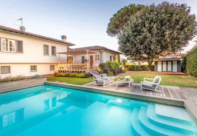 Villa en Pietrasanta - Luxury Villa with Pool in Pietrasanta close to the Beach