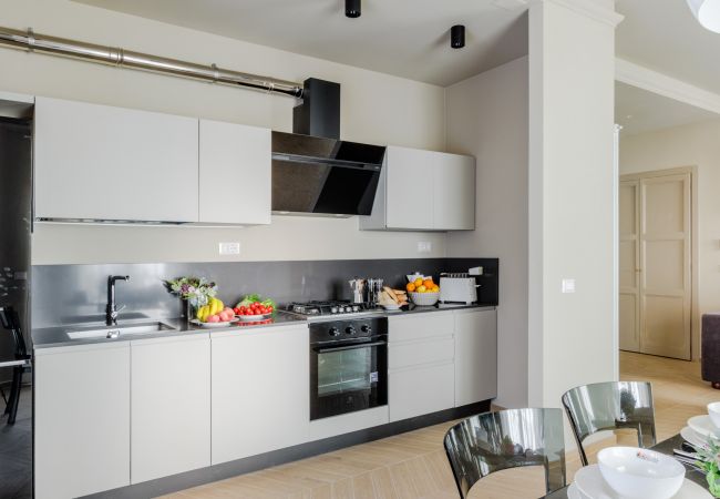 Apartamento en Lucca - Luxury Modern Apartment with Elevator and Balcony inside the Walls of Lucca Apartamento en Lucca - Luxury Modern Apartment with Elevator and Balcony inside the Walls of Lucca
