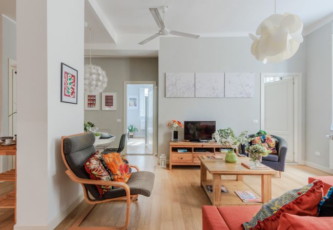 Apartamento en Lucca - Miss Penny, a Welcoming Modern  2 Bedrooms Apartment at Piazza San Michele Apartamento en Lucca - Miss Penny, a Welcoming Modern  2 Bedrooms Apartment at Piazza San Michele