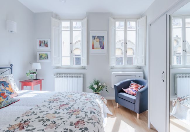 Apartamento en Lucca - Miss Penny, a Welcoming Modern  2 Bedrooms Apartment at Piazza San Michele Apartamento en Lucca - Miss Penny, a Welcoming Modern  2 Bedrooms Apartment at Piazza San Michele