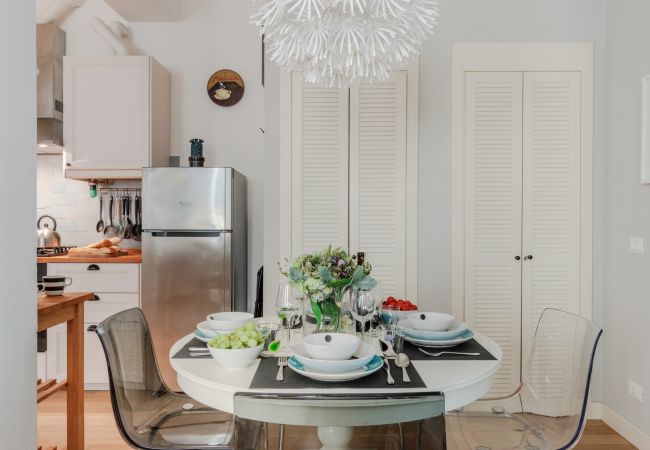 Apartamento en Lucca - Miss Penny, a Welcoming Modern  2 Bedrooms Apartment at Piazza San Michele Apartamento en Lucca - Miss Penny, a Welcoming Modern  2 Bedrooms Apartment at Piazza San Michele