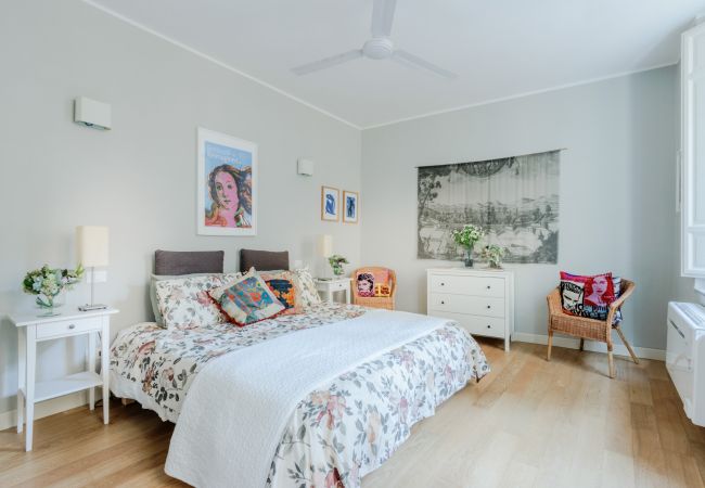 Apartamento en Lucca - Miss Penny, a Welcoming Modern  2 Bedrooms Apartment at Piazza San Michele Apartamento en Lucca - Miss Penny, a Welcoming Modern  2 Bedrooms Apartment at Piazza San Michele