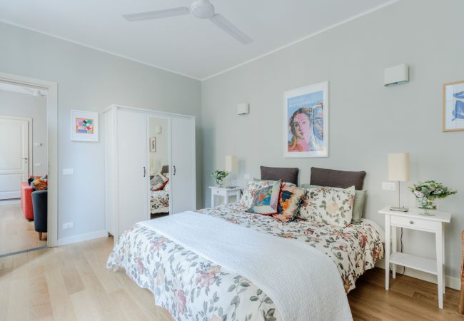 Apartamento en Lucca - Miss Penny, a Welcoming Modern  2 Bedrooms Apartment at Piazza San Michele Apartamento en Lucca - Miss Penny, a Welcoming Modern  2 Bedrooms Apartment at Piazza San Michele