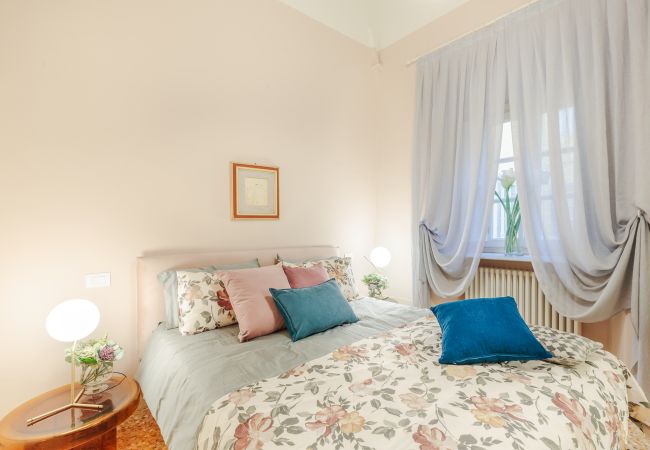 Apartamento en Lucca - Elevate Your Living: Heritage Meets Modernity Apartamento en Lucca - Elevate Your Living: Heritage Meets Modernity
