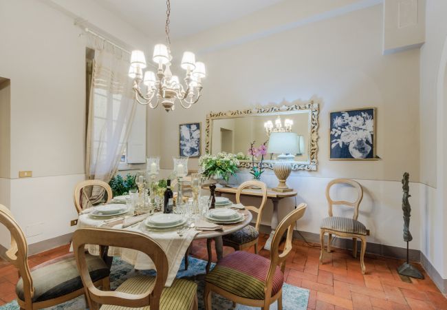 Apartamento en Lucca - Casa Celeste 3 Bedrooms Apartment with Terrace Inside Lucca Apartamento en Lucca - Casa Celeste 3 Bedrooms Apartment with Terrace Inside Lucca