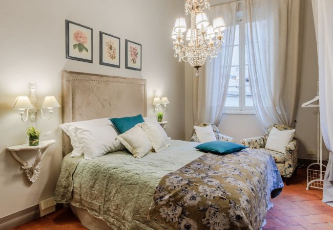 Apartamento en Lucca - Casa Celeste 3 Bedrooms Apartment with Terrace Inside Lucca Apartamento en Lucca - Casa Celeste 3 Bedrooms Apartment with Terrace Inside Lucca