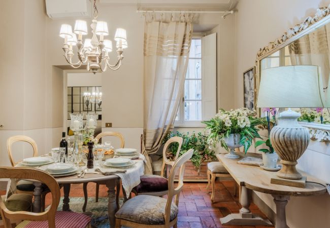 Apartamento en Lucca - Casa Celeste 3 Bedrooms Apartment with Terrace Inside Lucca Apartamento en Lucca - Casa Celeste 3 Bedrooms Apartment with Terrace Inside Lucca