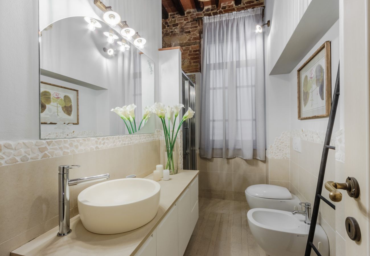 Apartamento en Lucca - Convenient First Floor 2 Bedrooms Apartment With WiFi Apartamento en Lucca - Convenient First Floor 2 Bedrooms Apartment With WiFi