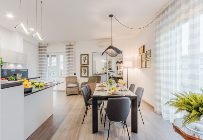Apartamento en Lucca - Modern 3 Bedrooms Apartment with Terrace inside the Walls of Lucca Apartamento en Lucca - Modern 3 Bedrooms Apartment with Terrace inside the Walls of Lucca
