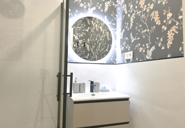 Apartamento en Madrid - Amplia Casa de 3 Dormitorios: Vive la Naturaleza a Pasos de Casa y Campo. Temporal Apartamento en Madrid - Amplia Casa de 3 Dormitorios: Vive la Naturaleza a Pasos de Casa y Campo. Temporal