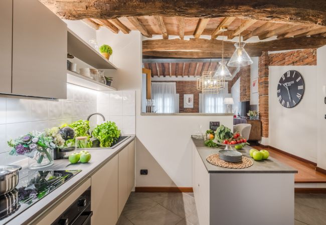 Apartamento en Lucca - Dorina Penthouse 2 bedrooms 2 bathrooms inside the Lucca Walls Apartamento en Lucca - Dorina Penthouse 2 bedrooms 2 bathrooms inside the Lucca Walls