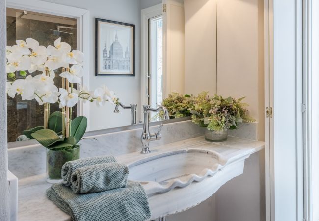 Apartamento en Lucca - Luxurious Modern Apartment in the Heart of Historic Lucca Apartamento en Lucca - Luxurious Modern Apartment in the Heart of Historic Lucca