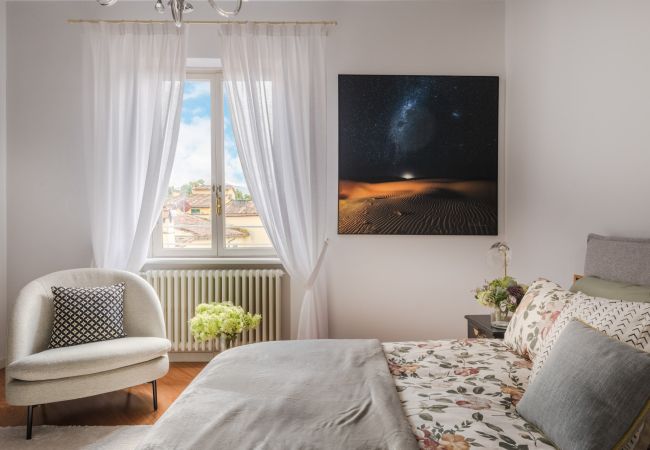 Apartamento en Lucca - Luxury Rental Penthouse in the Heart of Lucca Apartamento en Lucca - Luxury Rental Penthouse in the Heart of Lucca