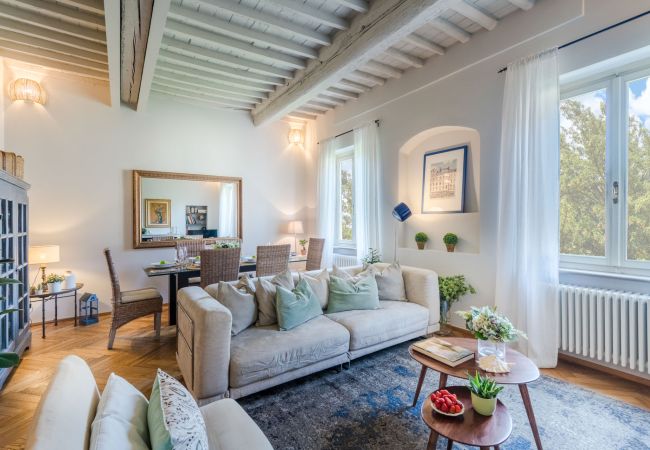 Apartamento en Lucca - GARDEN VISTA Charming 2 Bedrooms 2 Bathrooms Apartment inside the Walls of Lucca Apartamento en Lucca - GARDEN VISTA Charming 2 Bedrooms 2 Bathrooms Apartment inside the Walls of Lucca
