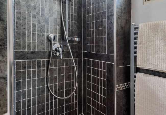 Apartamento en Lucca - GARDEN VISTA Charming 2 Bedrooms 2 Bathrooms Apartment inside the Walls of Lucca Apartamento en Lucca - GARDEN VISTA Charming 2 Bedrooms 2 Bathrooms Apartment inside the Walls of Lucca