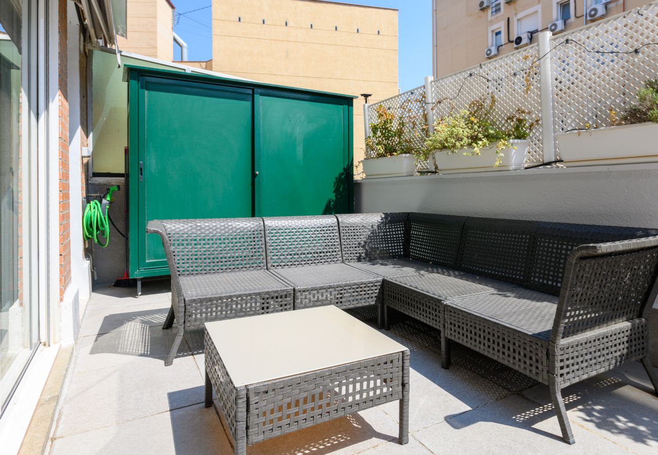 Apartamento en Madrid - Bonito Apartamento con Terraza en Chamartín .Temporal
