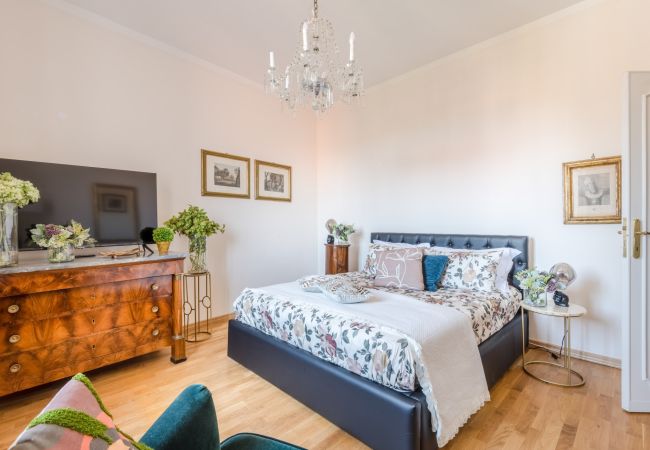 Apartamento en Lucca - Panoramic penthouse with views and elevator in Lucca Apartamento en Lucca - Panoramic penthouse with views and elevator in Lucca