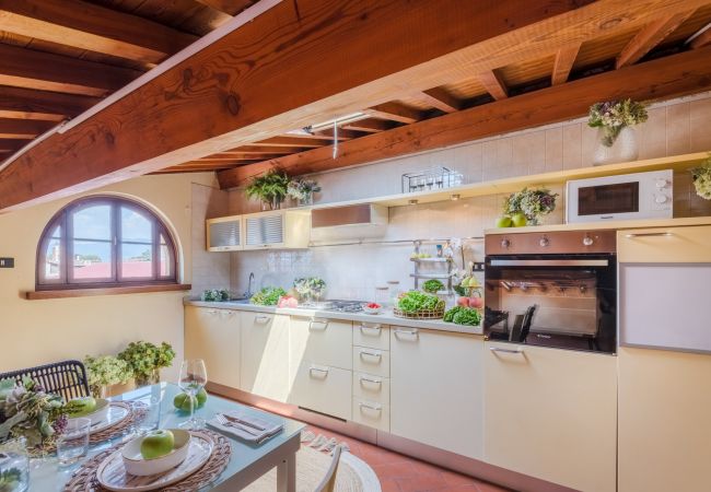 Apartamento en Lucca - Panoramic penthouse with views and elevator in Lucca Apartamento en Lucca - Panoramic penthouse with views and elevator in Lucca