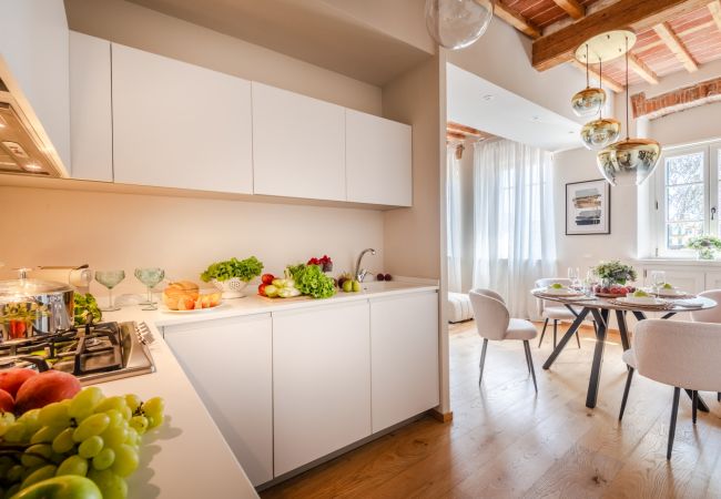 Apartamento en Lucca - Contemporary 2 Bedrooms 2 Bathrooms Apartment Apartamento en Lucca - Contemporary 2 Bedrooms 2 Bathrooms Apartment