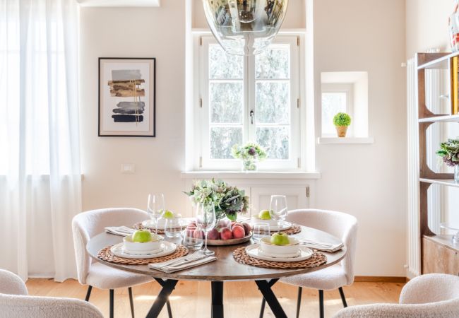 Apartamento en Lucca - Contemporary 2 Bedrooms 2 Bathrooms Apartment Apartamento en Lucca - Contemporary 2 Bedrooms 2 Bathrooms Apartment