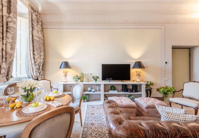 Apartamento en Lucca - Timeless Palazzo: a historic haven in the heart of Lucca Apartamento en Lucca - Timeless Palazzo: a historic haven in the heart of Lucca