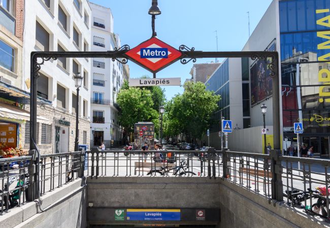 Estudio en Madrid - Encantadora vivienda a pocos minutos del metro Lavapies .Temporal  Estudio en Madrid - Encantadora vivienda a pocos minutos del metro Lavapies .Temporal
