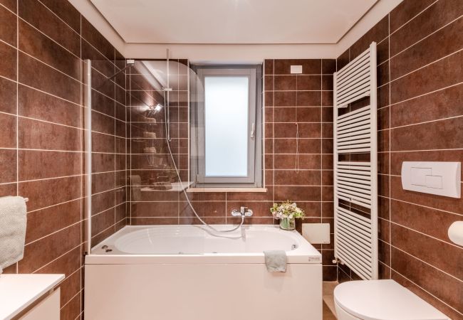 Apartamento en Lucca - Luxury Apartment with Elevator and Private Parking Apartamento en Lucca - Luxury Apartment with Elevator and Private Parking