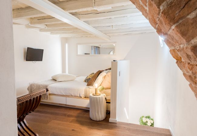 Apartamento en Lucca - Contemporary Apartment with Private Outdoor in Lucca Apartamento en Lucca - Contemporary Apartment with Private Outdoor in Lucca