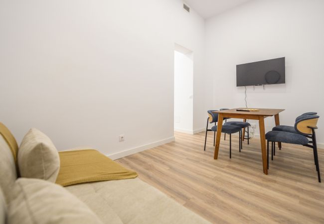 Apartamento en Madrid - Confort y estilo urbano: tu piso perfecto con 3 habitaciones  Apartamento en Madrid - Confort y estilo urbano: tu piso perfecto con 3 habitaciones