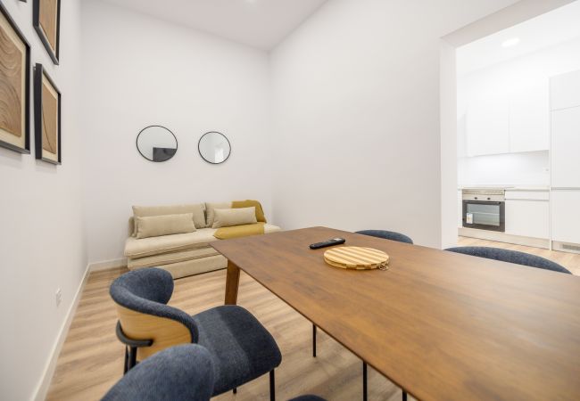 Apartamento en Madrid - Confort y estilo urbano: tu piso perfecto con 3 habitaciones  Apartamento en Madrid - Confort y estilo urbano: tu piso perfecto con 3 habitaciones
