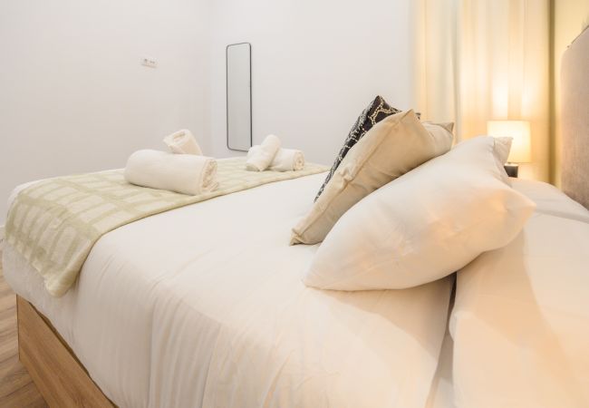 Apartamento en Madrid - Confort y estilo urbano: tu piso perfecto con 3 habitaciones  Apartamento en Madrid - Confort y estilo urbano: tu piso perfecto con 3 habitaciones