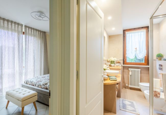 Apartamento en Lucca - Smart Apartment with Outdoor and Private Parking Apartamento en Lucca - Smart Apartment with Outdoor and Private Parking