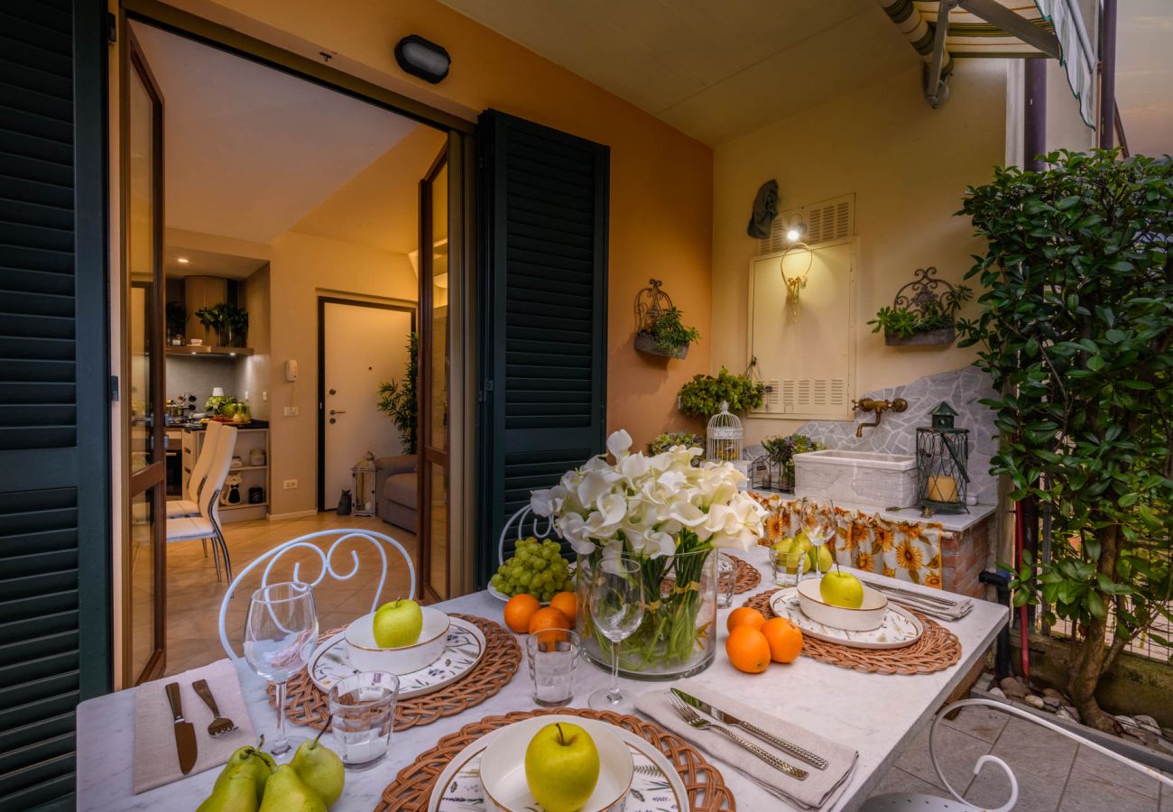 Apartamento en Lucca - Smart Apartment with Outdoor and Private Parking Apartamento en Lucca - Smart Apartment with Outdoor and Private Parking