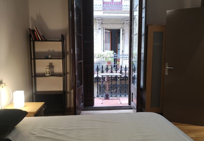 Apartamento en Barcelona - GRACIA PURA, 2 dormitorios, situación excelente Apartamento en Barcelona - GRACIA PURA, 2 dormitorios, situación excelente