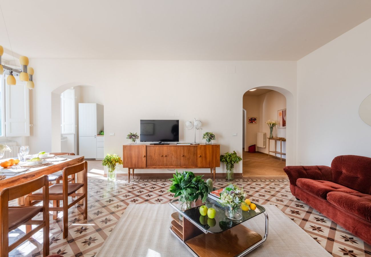 Apartamento en Lucca - Spacious Apartment Overlooking the Canal in Lucca – 3 Bedrooms, 2 Bathrooms Apartamento en Lucca - Spacious Apartment Overlooking the Canal in Lucca – 3 Bedrooms, 2 Bathrooms